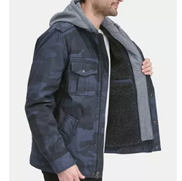 Levi's two pocket hooded trucker jacket navy/camo - Picture 2 of 8